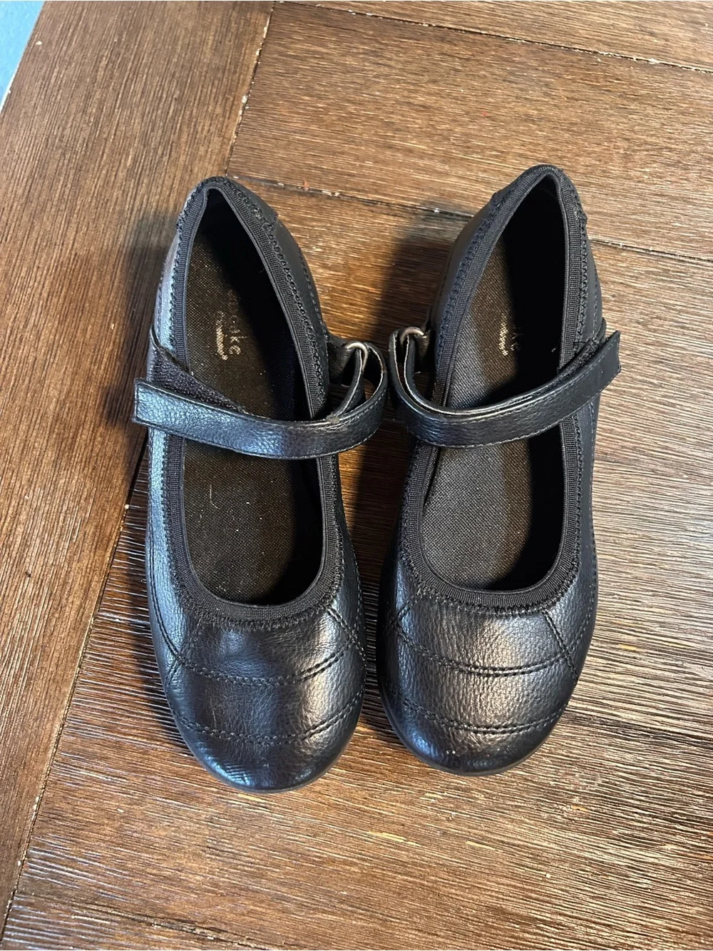 Black Mary Jane shoes size 3m